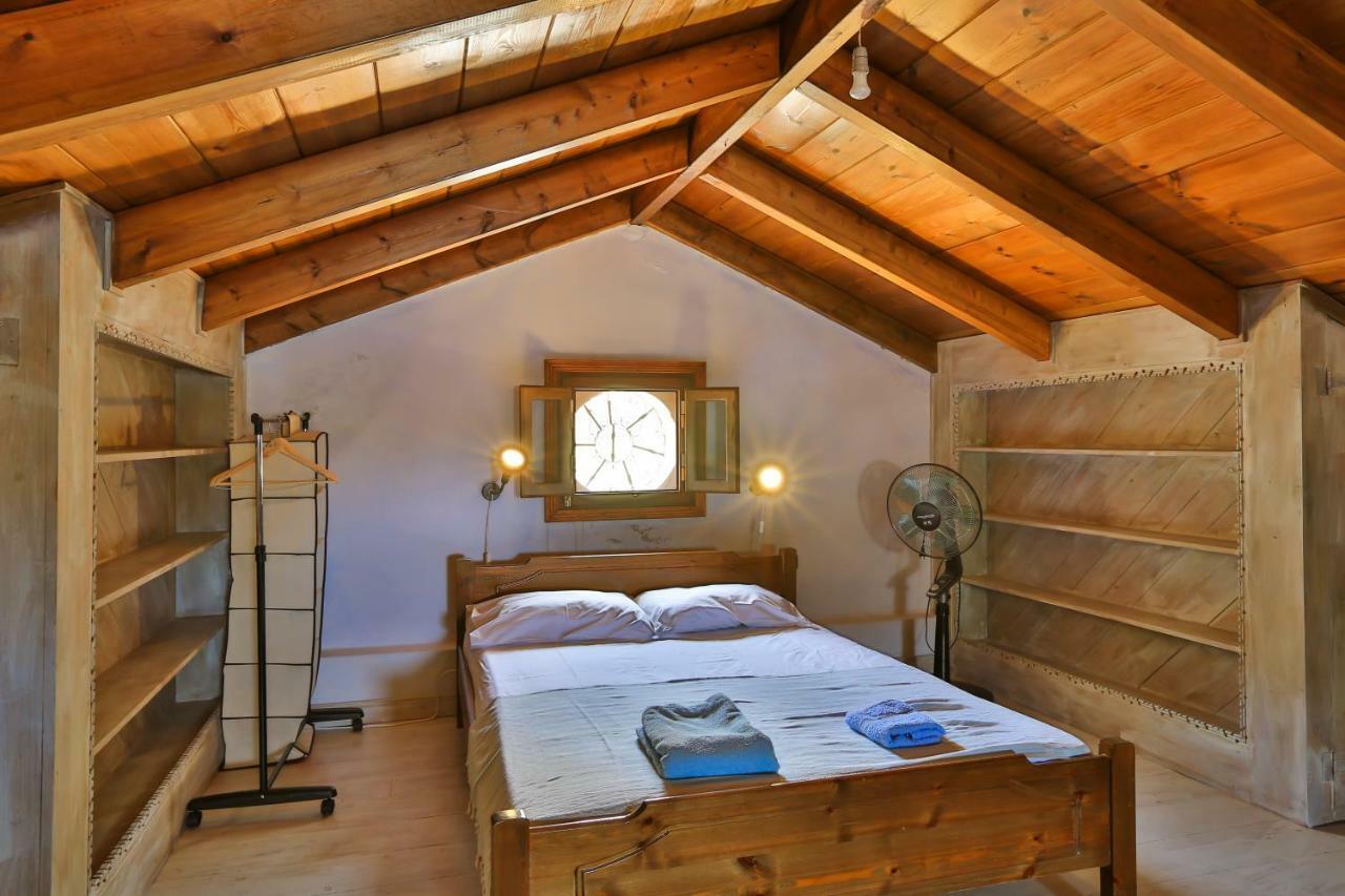 Villa Pera Meria Meyísti Екстериор снимка