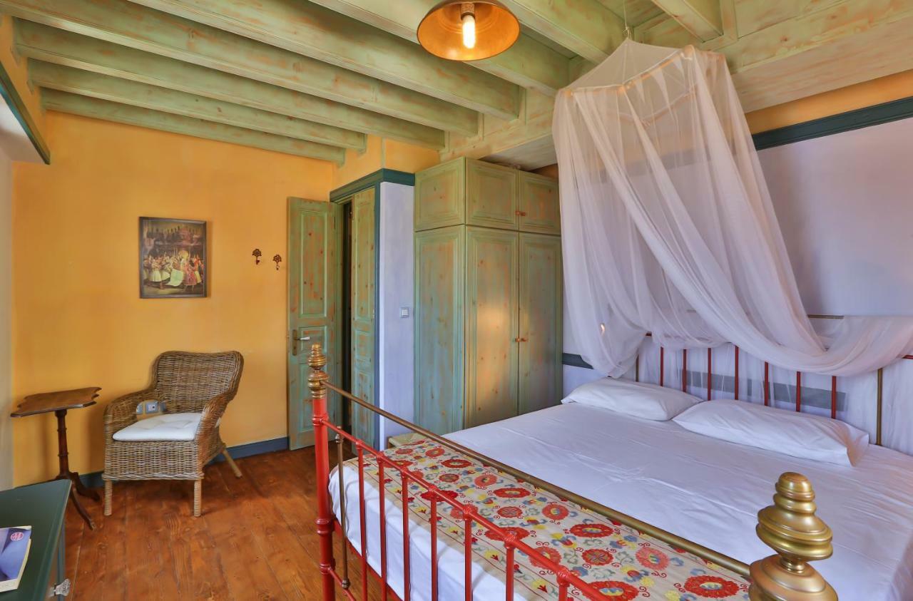 Villa Pera Meria Meyísti Екстериор снимка